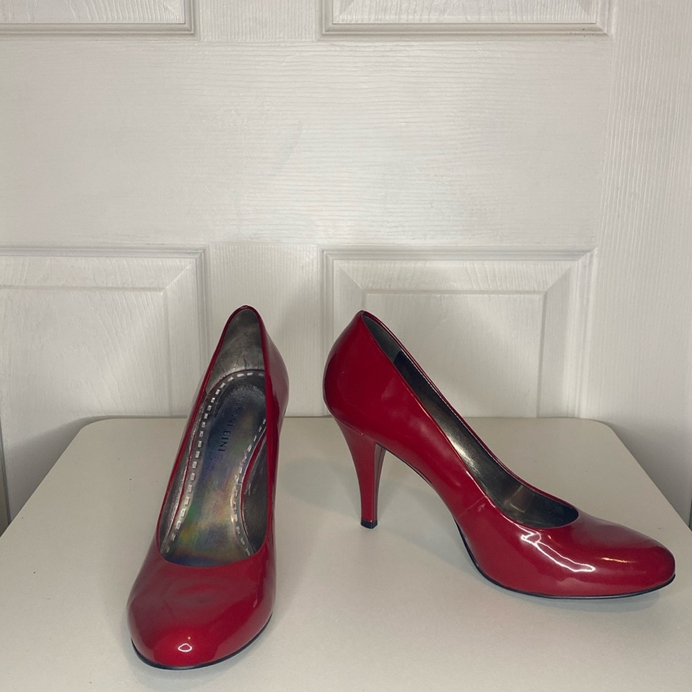 Gianni Bini Ferrari Red Pumps